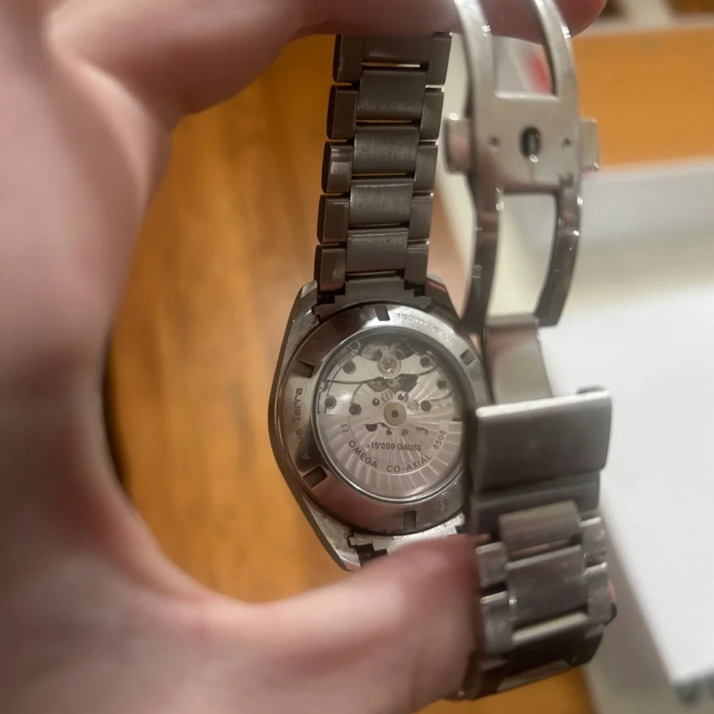 Omega Seamaster Aqua Terra 15,000 Gauss - Picture 6 of 7